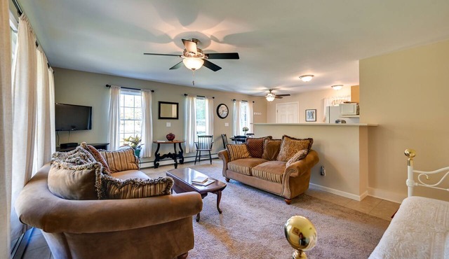 Quiet Killingworth Rental w/Deck & Grill!