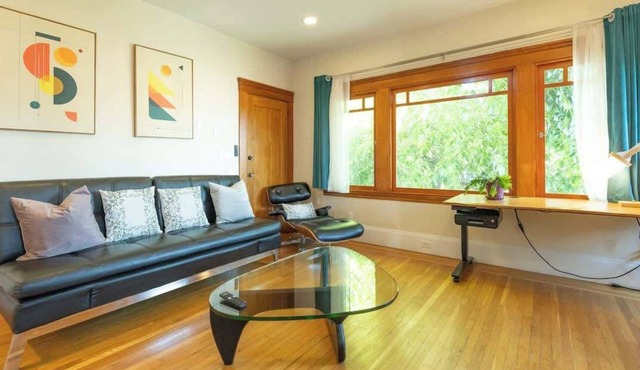 Rare Luxury Berkeley Retreat w/Hot Tub