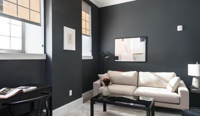 Revived LF Square 1BR with Rooftop by Zencity