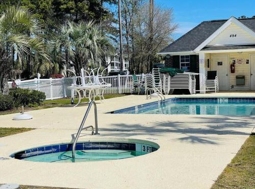 River Oaks Golf & Tennis Resort
