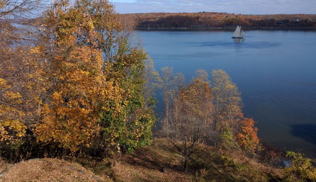 Riverfront property in the beautiful Hudson Valley with many outdoor activities.