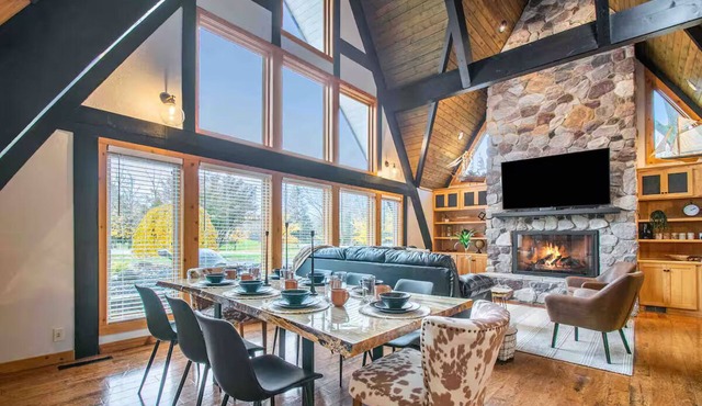 Riverhaven! Glamorous A-Frame on St Joe River!
