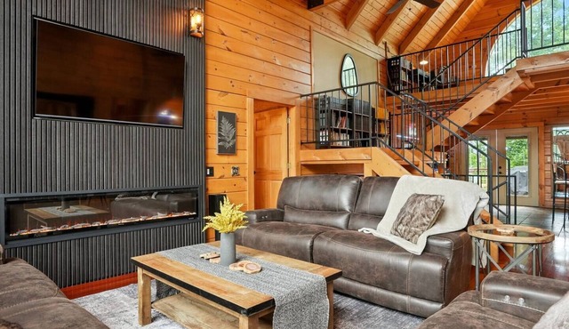 Secluded Nashville Luxury Lodge