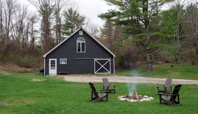 Serene Renovated Barn w/Firepit