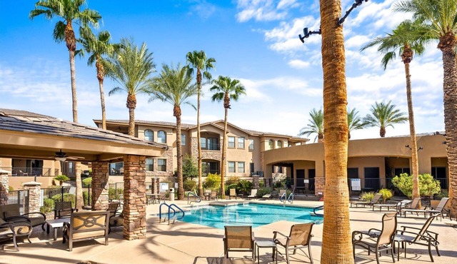 Shared Poolside Fun~Hot Tub~Gym & More