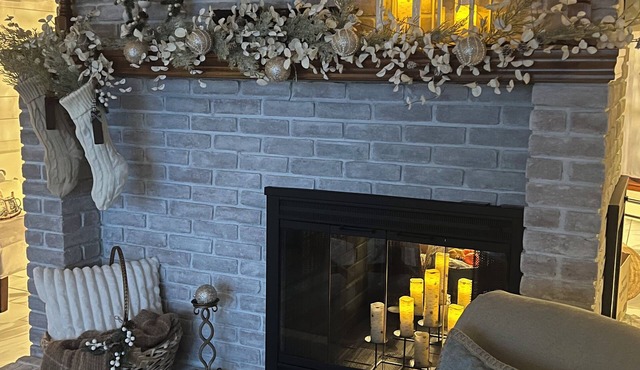 Shorewood Retreat Fall & Winter - Lakefront Home Harbor Beach, MI