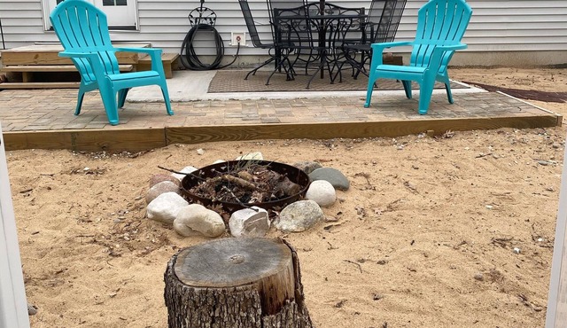 Short Walk to Beautiful Torch Lake Sandbar. Quick Drive Shanty Creek Resort