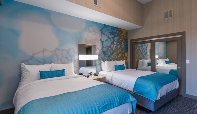 Silver Collection Hotel in Fredericksburg