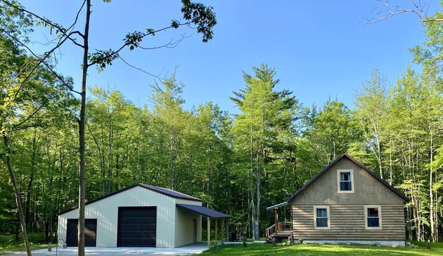 Silver Lake Retreat - Beach Access + Dunes