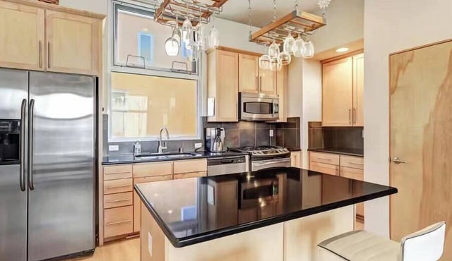 Silver Lofts