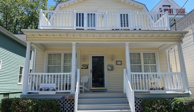Six bedrooms duplex.available JULY 5-12 available !