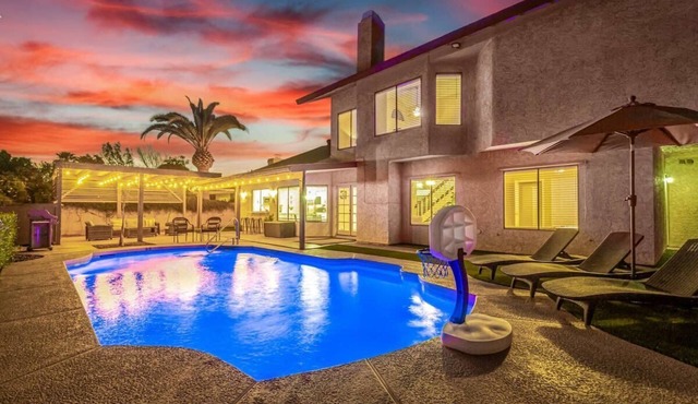 Solstice on Summit Retreat|Pool|Putt Grn|Sleeps 10