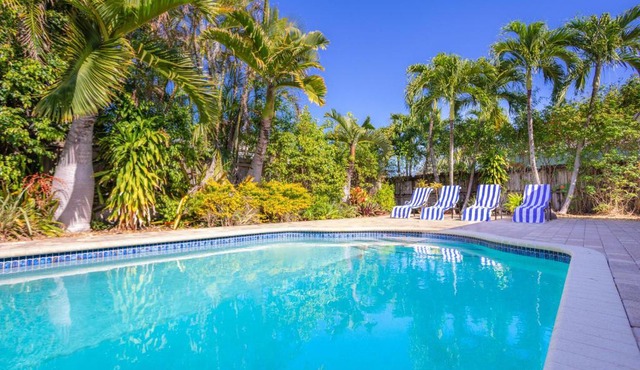 Spacious 3-Bedroom Villa with Heated Saltwater Pool and Fenced Yard in Oakland Park