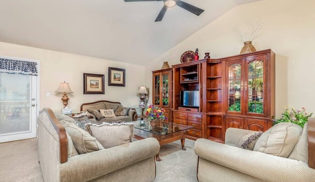 Spacious 5-bedroom house in serene O'Fallon with AC