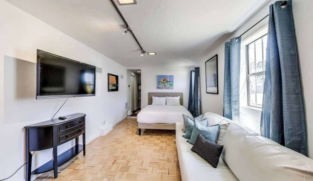 Spacious Studio Near Golden Gate Park