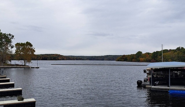 Stay N Play Cabin Close to Kinkaid Lake