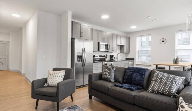 Stay Where It’s Happening! Chic Cincy Condo