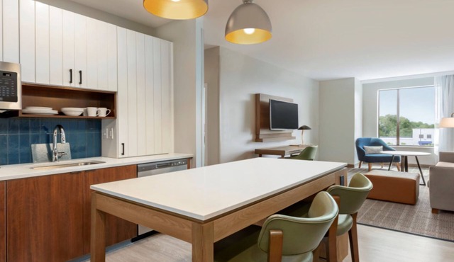 Staybridge Suites Lexington S Medical Ctr Area by IHG