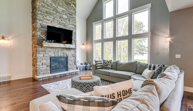 Steps From Oneida Lake: Spacious Gem w/Game Room!