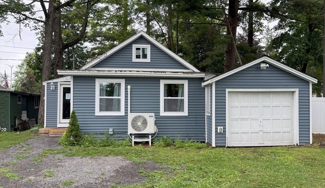 Steps to Beach - 3BR-2BA Gem!