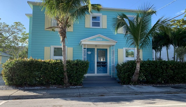 Studio #2 - Within Steps to Downtown Lake Worth Beach in Lake Worth