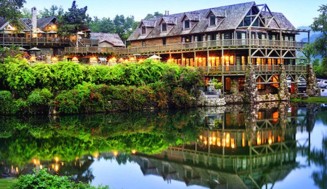 Studio Suite, Sleeps 4, at Big Cedar Wilderness Club in Branson, MO!