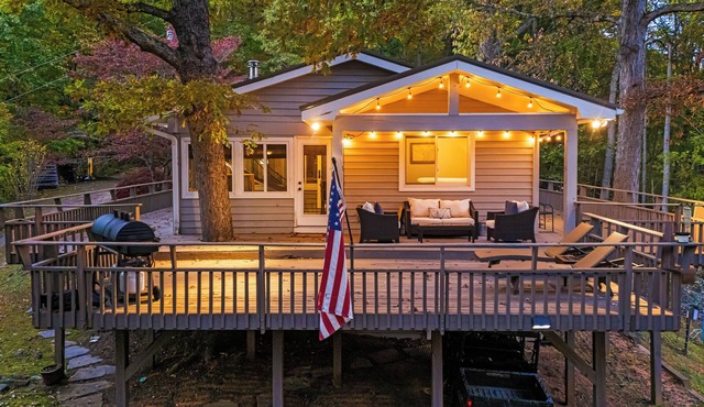 Stunning Views + Arcade Games | Serene Retreat | Cabin in the Sky by AvantStay