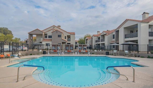 Stylish Getaway | Pool, Spa & Relaxing Balcony