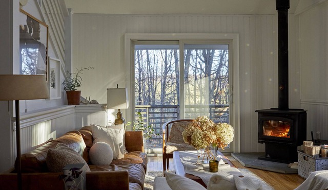 Sun-drenched upstate escape