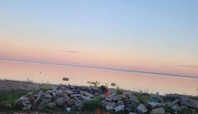 Sunny Skys Upper Peninsula Michigan Lakehouse