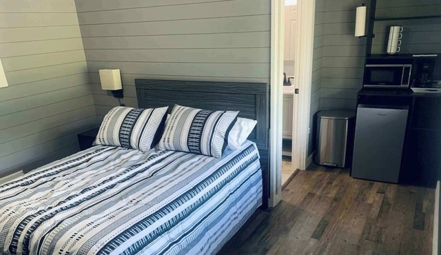 TeePee Room 7- Newly Renovated