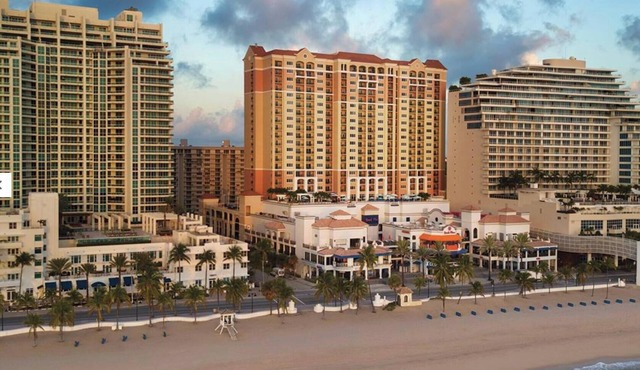 Thanksgiving at Marriott's BeachPlace Towers in Fort Lauderdale, Nov 25-Dec 2 !