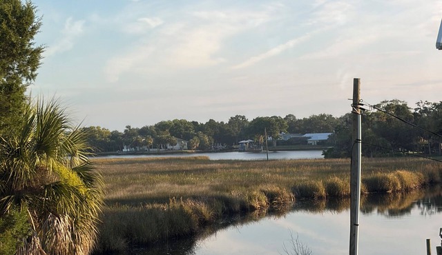 The Crab Shack - NEW Waterfront Home - HOT TUB - Fishing - Scalloping