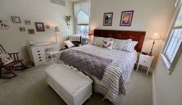 The Muir - Exclusive Ensuite, Garden View