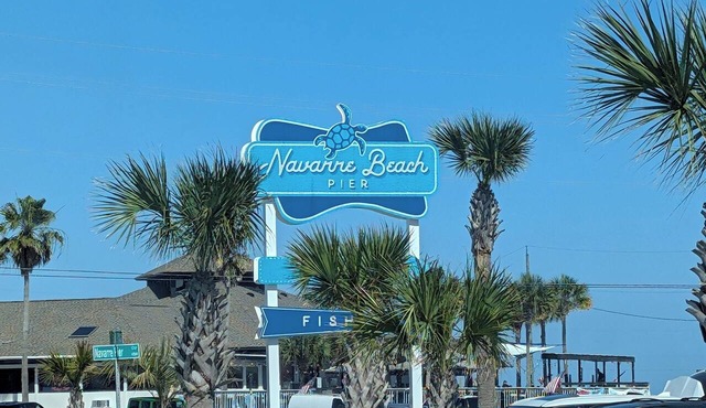 The Navarre Nook at The Spires - Near Navarre Beach & Pier