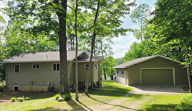 Think Spring! Book now for fishing, campfires and boating on Mystery Lake!