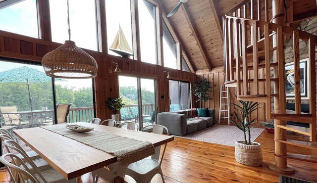 THREE-LEVEL LAKEFRONT DESIGNER CHALET: ONLY 9 MILES FROM CLEMSON! Wi-Fi/AC