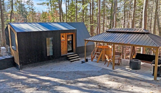 Tiny A-Frame Romantic Getaway in Wiscasset