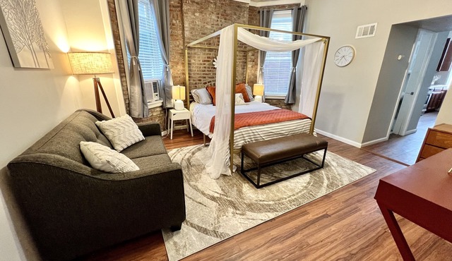 Tower Grove Studio - Fenced Yard, W/D, Pet-Friendly - 4 Mi to Downtown