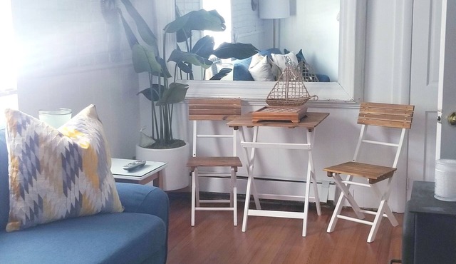 Town walking distance-Bridgehampton Cottage