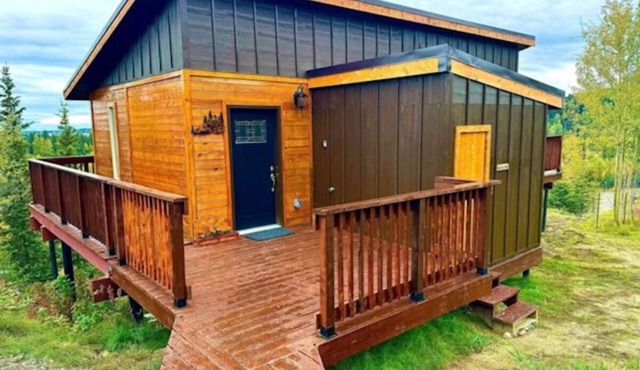 Tranquil Alaskan Cabin with Expansive Views 12 mins from Homer, Alaska