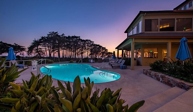 Tranquil Beachside Studio | Pools, Hot Tubs, Tennis Court & Fireplace in Aptos