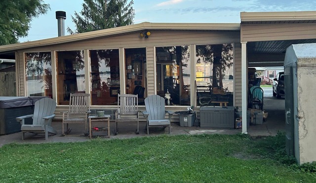 Tranquility Base II: Lakeside Get a Way on Reelfoot Lake ! Sleeps 4-6