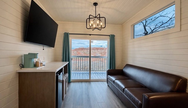 Ultra Luxury Tiny Home with Deck #59C in Page