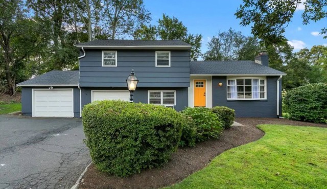 Updated, cozy single family in Fairfield County