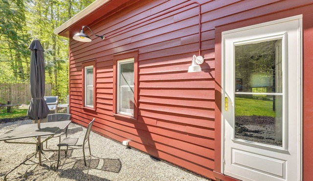 Updated/Pet-Friendly Cabin By Hikes and Woodstock!