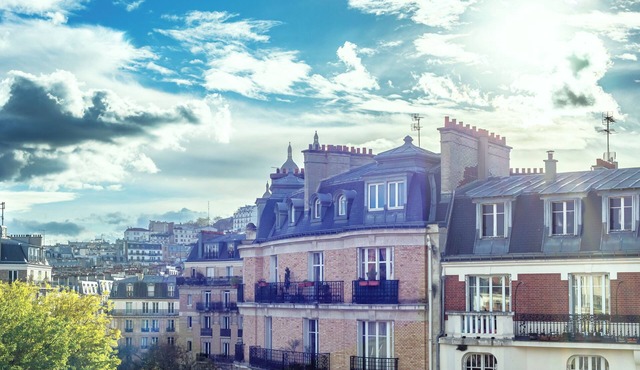 Vue Exceptionnelle Sans vis à vis sur la Colline Montmartre, Calme et Spacieux in Paris