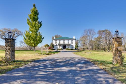 Walk to Golf Course: Spacious Rough River Retreat!