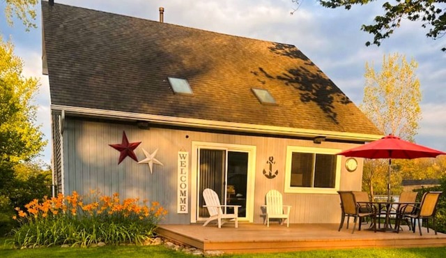 Wamplers Lake Cottage with Shared Lake Access