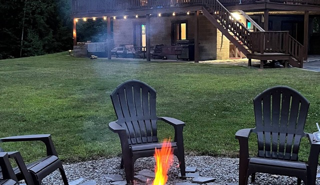 Warm Secluded Adirondack Chalet with Game Room and Bar/Lounge